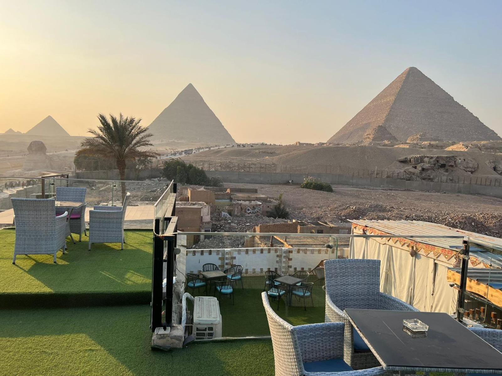 Hotel Blue Scarab Pyramids View