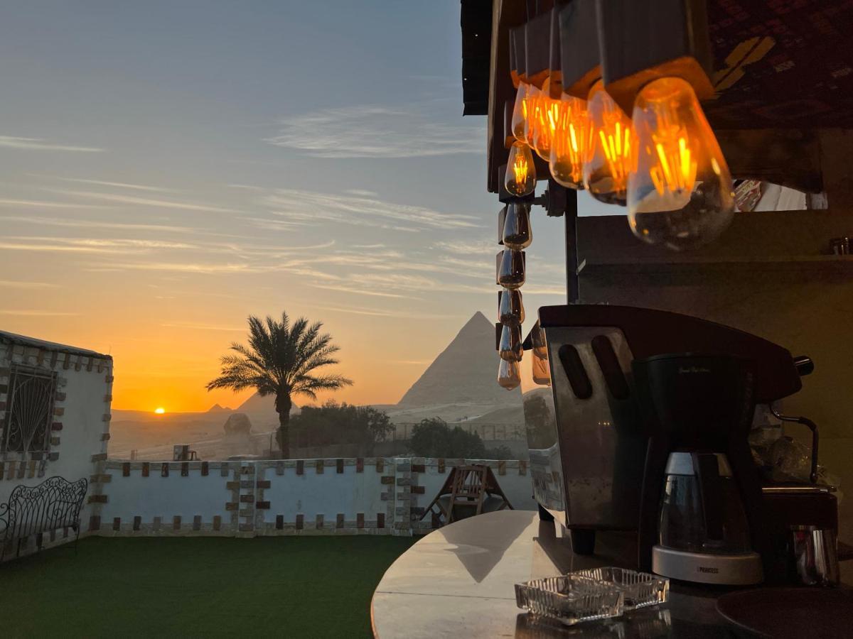 Hotel Blue Scarab Pyramids View