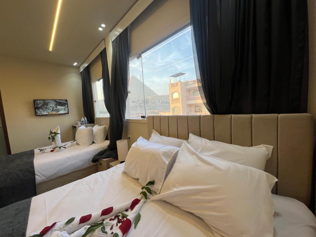 Hotel Blue Scarab Pyramids View Cairo